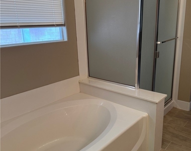 7595 Paso Robles Avenue - Photo Thumbnail 6