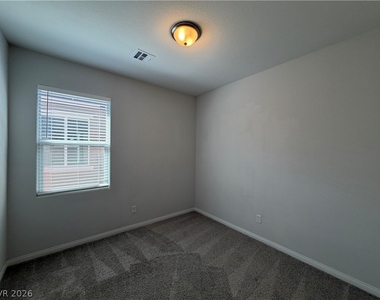 5814 Steinbeck Valley Street - Photo Thumbnail 13