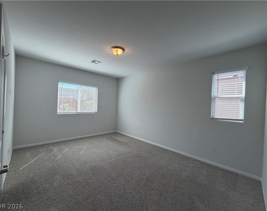 5814 Steinbeck Valley Street - Photo Thumbnail 18