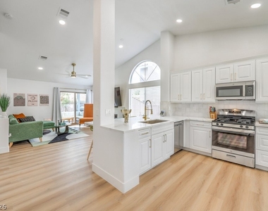 179 Alterra Drive - Photo Thumbnail 8