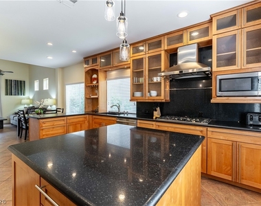 628 Chase Tree Street - Photo Thumbnail 10