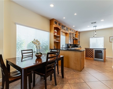 628 Chase Tree Street - Photo Thumbnail 4