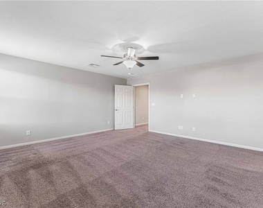2611 Infinity Bay Court - Photo Thumbnail 9