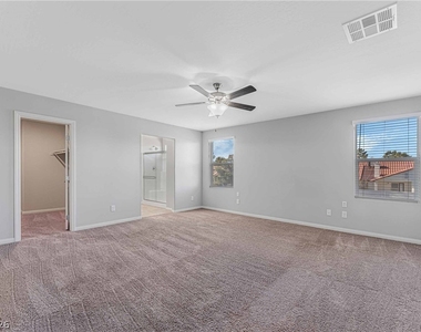 2611 Infinity Bay Court - Photo Thumbnail 8