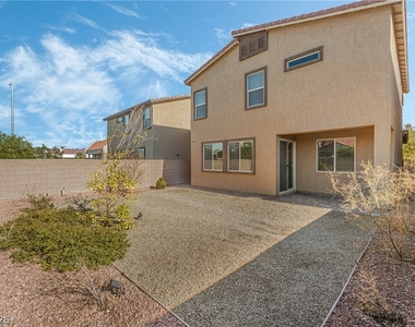2611 Infinity Bay Court - Photo Thumbnail 24