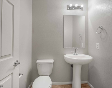 2611 Infinity Bay Court - Photo Thumbnail 6