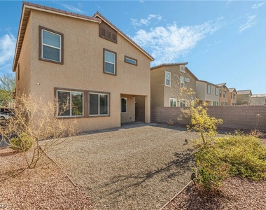 2611 Infinity Bay Court - Photo Thumbnail 25