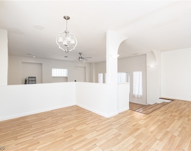 4411 E Boston Avenue - Photo Thumbnail 8