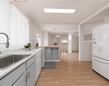 4411 E Boston Avenue - Photo Thumbnail 14