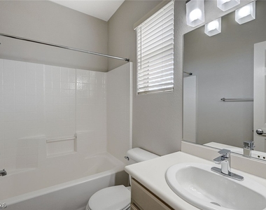 1645 Travis Jason Avenue - Photo Thumbnail 16