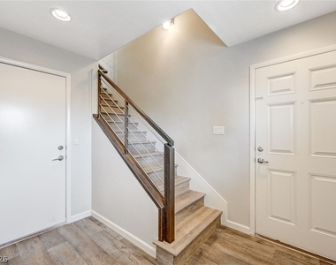 1645 Travis Jason Avenue - Photo Thumbnail 5
