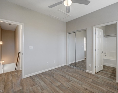 1645 Travis Jason Avenue - Photo Thumbnail 15