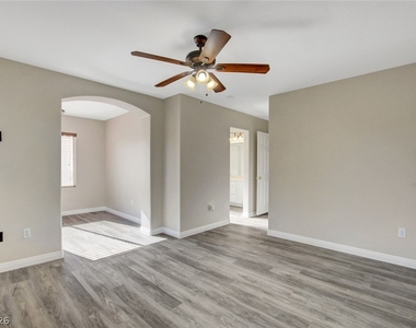 7465 Poppy Hills Court - Photo Thumbnail 30