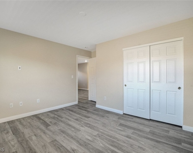 7465 Poppy Hills Court - Photo Thumbnail 40