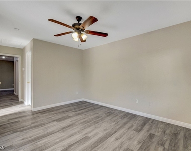 7465 Poppy Hills Court - Photo Thumbnail 29
