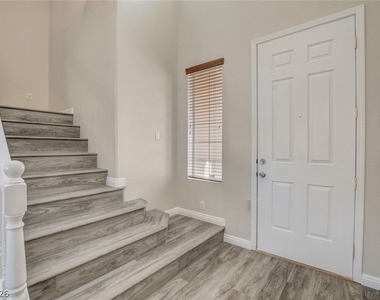 7465 Poppy Hills Court - Photo Thumbnail 22