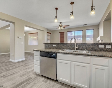 7465 Poppy Hills Court - Photo Thumbnail 19