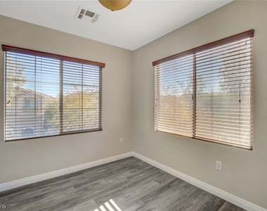 7465 Poppy Hills Court - Photo Thumbnail 32