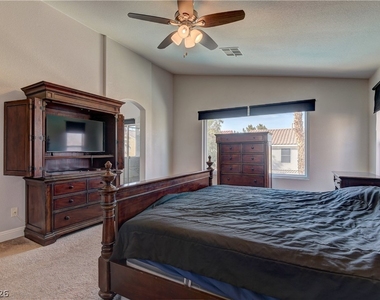 9808 Via Delores Avenue - Photo Thumbnail 16