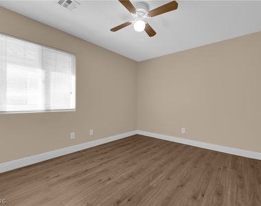 5716 Crowbush Cove Place - Photo Thumbnail 18