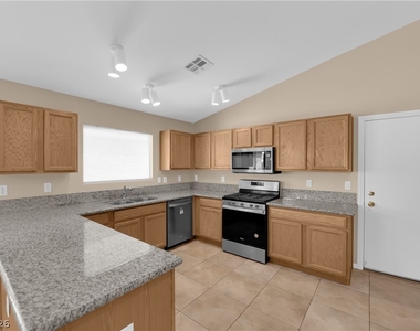 5716 Crowbush Cove Place - Photo Thumbnail 11