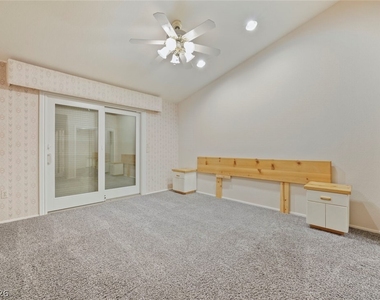 3009 Linkview Drive - Photo Thumbnail 14