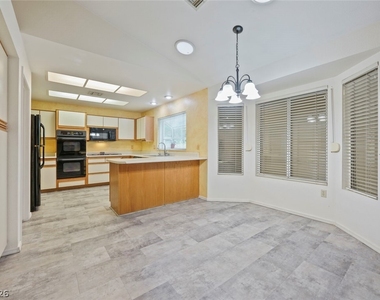 3009 Linkview Drive - Photo Thumbnail 12
