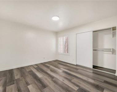 2200 S Fort Apache Road - Photo Thumbnail 27