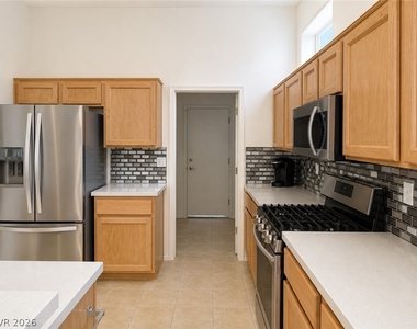10720 Clear Meadows Drive - Photo Thumbnail 11
