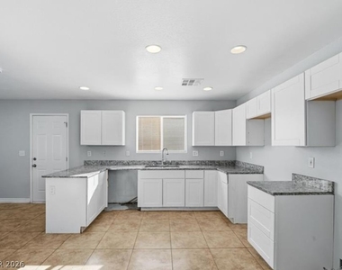 2281 Hidden View Street - Photo Thumbnail 2
