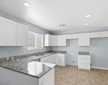2281 Hidden View Street - Photo Thumbnail 6