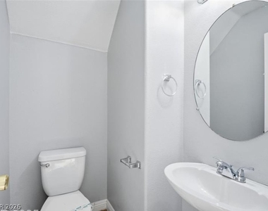 2281 Hidden View Street - Photo Thumbnail 4