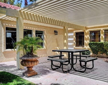 7885 Flamingo - Photo Thumbnail 5