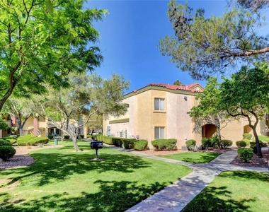 7885 Flamingo - Photo Thumbnail 11