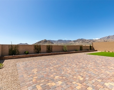 10869 Grace Landing Avenue - Photo Thumbnail 44
