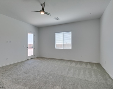 10869 Grace Landing Avenue - Photo Thumbnail 35