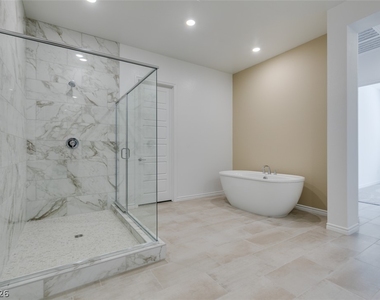 10869 Grace Landing Avenue - Photo Thumbnail 42