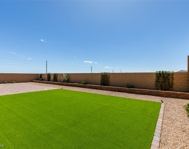 10869 Grace Landing Avenue - Photo Thumbnail 46