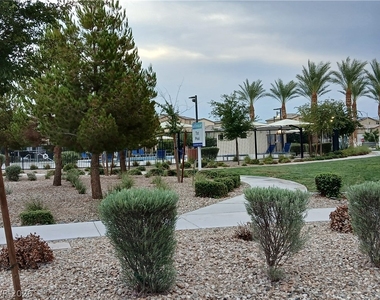 6811 Alpine White Court - Photo Thumbnail 19