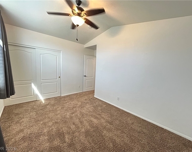 218 Black Eagle Avenue - Photo Thumbnail 15