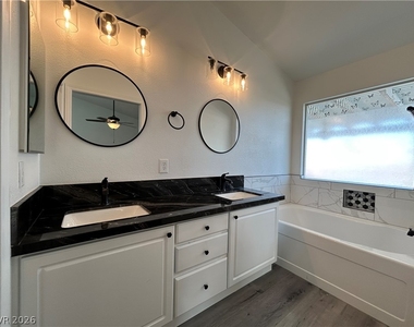 218 Black Eagle Avenue - Photo Thumbnail 12