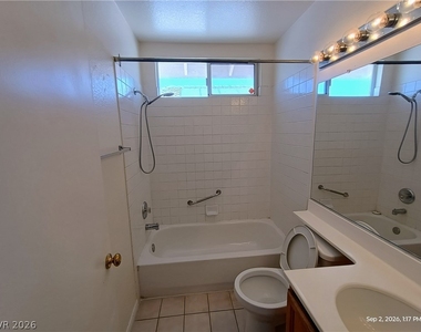 3409 Edenville Drive - Photo Thumbnail 14