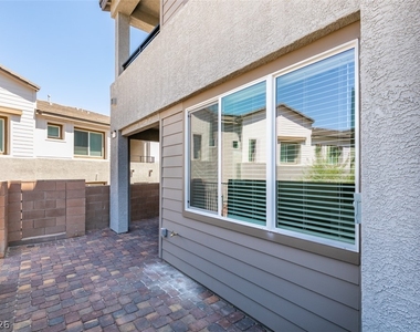 1031 Valeria Ridge Lane - Photo Thumbnail 4