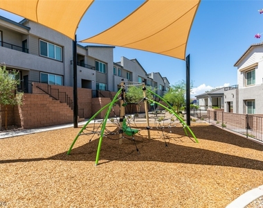 1031 Valeria Ridge Lane - Photo Thumbnail 39