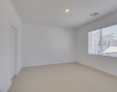 1031 Valeria Ridge Lane - Photo Thumbnail 30