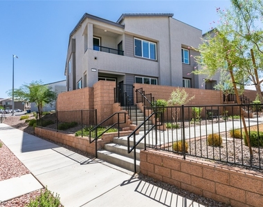 1031 Valeria Ridge Lane - Photo Thumbnail 1