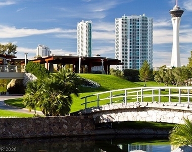 2845 Queens Courtyard Drive - Photo Thumbnail 47