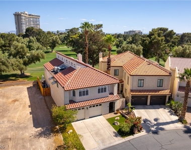 2845 Queens Courtyard Drive - Photo Thumbnail 37