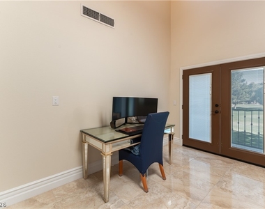 2845 Queens Courtyard Drive - Photo Thumbnail 13