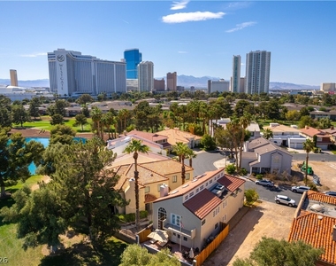 2845 Queens Courtyard Drive - Photo Thumbnail 39